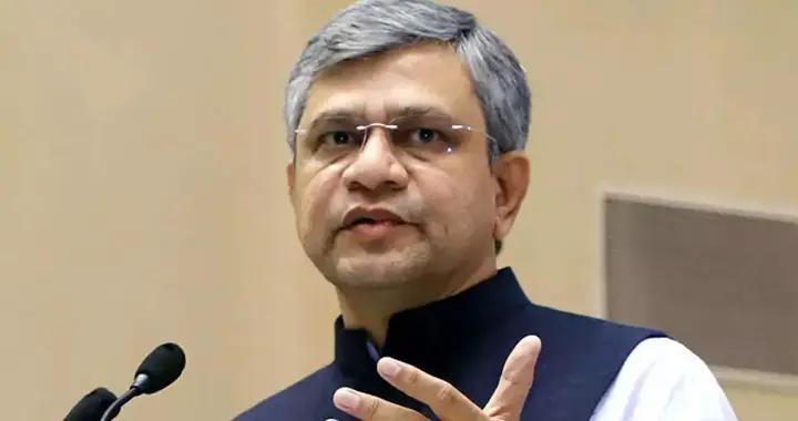 莫迪要砸100億美元，豪言7年後跟中美平起平坐，堂堂正正上桌喫飯