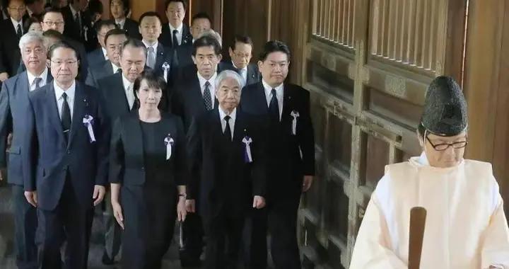 中日磋商破裂，日本徹底不裝了，高市準備