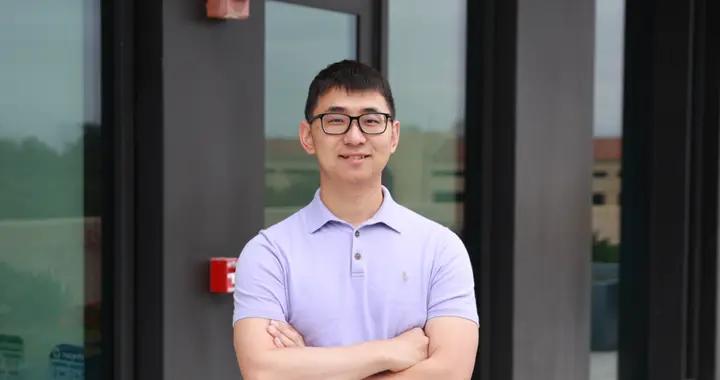 科學家操控果蠅愛上同性，揭示神經連接密碼，或催生更強大AI