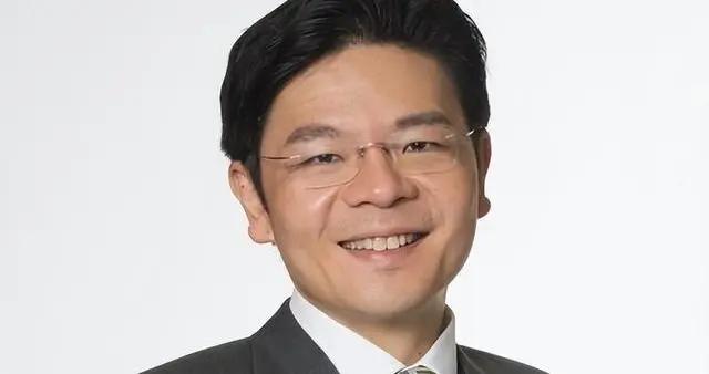 黃循財犯了大忌，吳明盛指責他，之前李顯龍的做法早就有跡可循